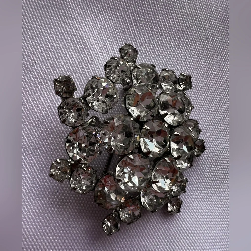 Rare WEISS Vintage Snowflake Brooch Silver diamond 💎 Rhinestones